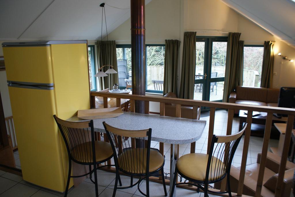 Haantjes Vakantiepark Hotel Formerum Стая снимка